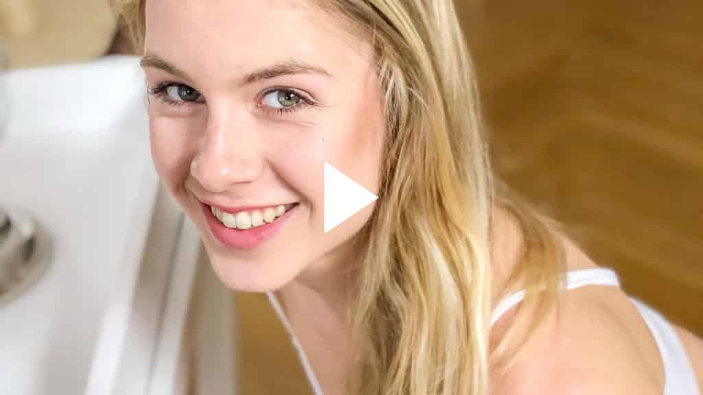 Smiling teen pornstar Alecia Fox